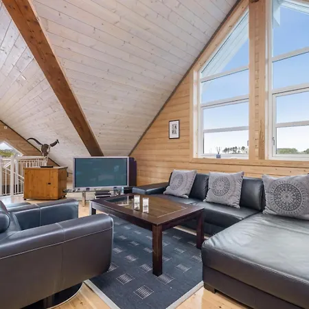 Atlantic Road Seaside Housing Apartment Litlrossoya