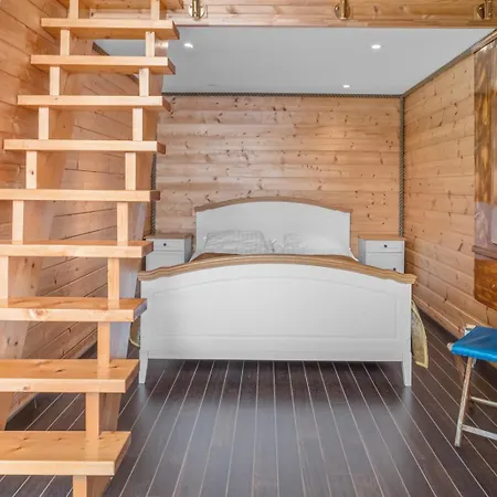 Atlantic Road Seaside Housing Litlrossoya