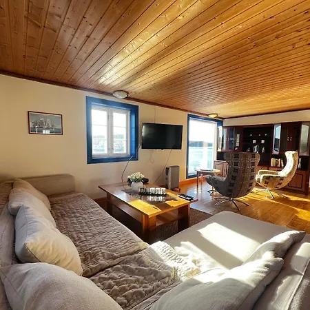 Atlantic Road Seaside Housing Apartment *